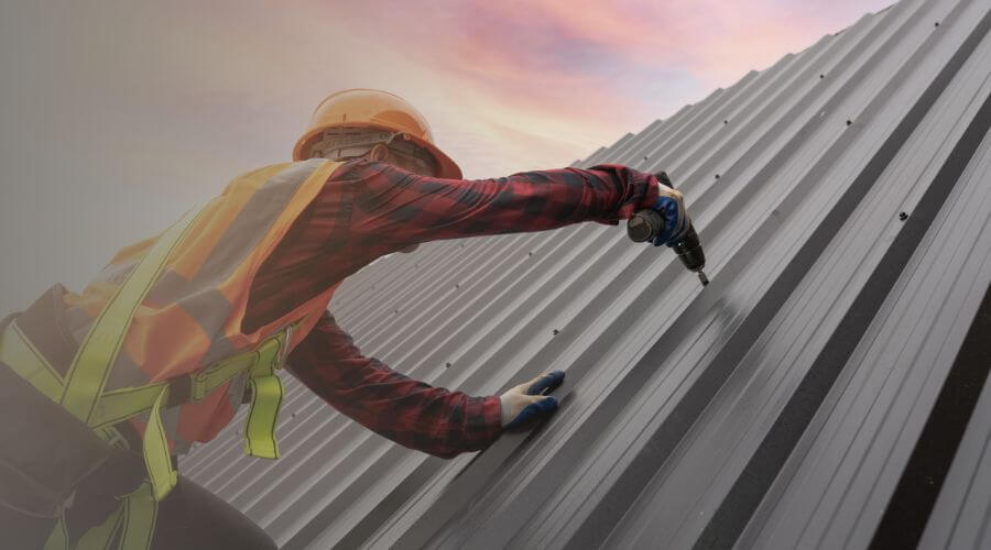 Expert Emergency Roof Repairs services in Chelsea, IA